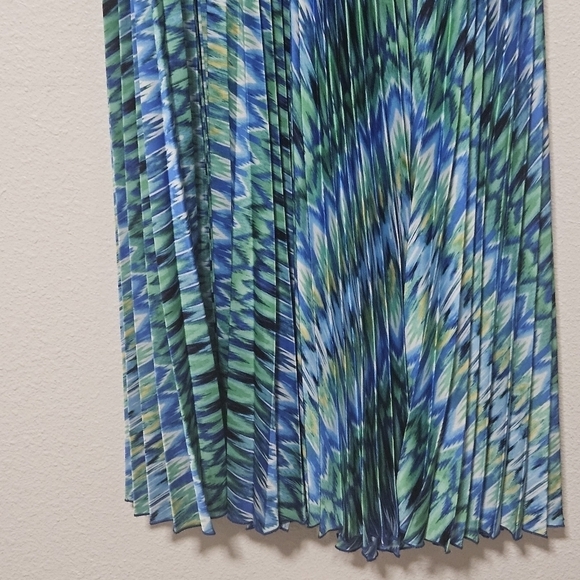 Chico accordion style midi to maxi skirt size 3 = large see pics - Picture 3 of 14